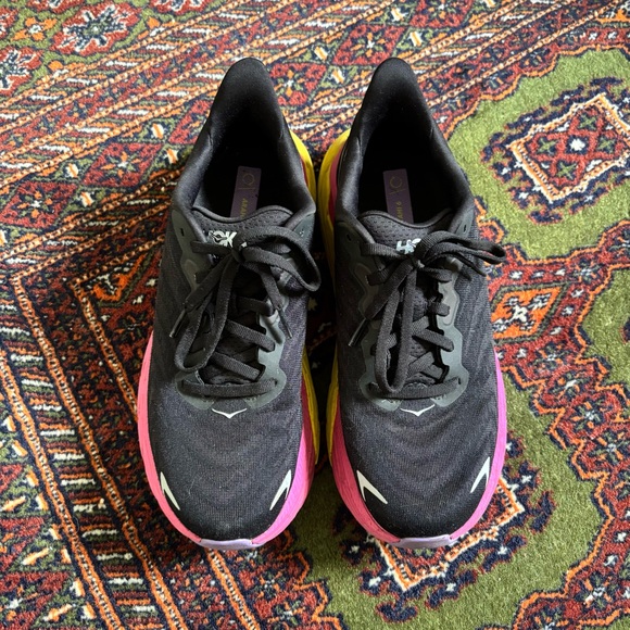 Hoka Arahi 6, size 8.5 Women's - Picture 2 of 6